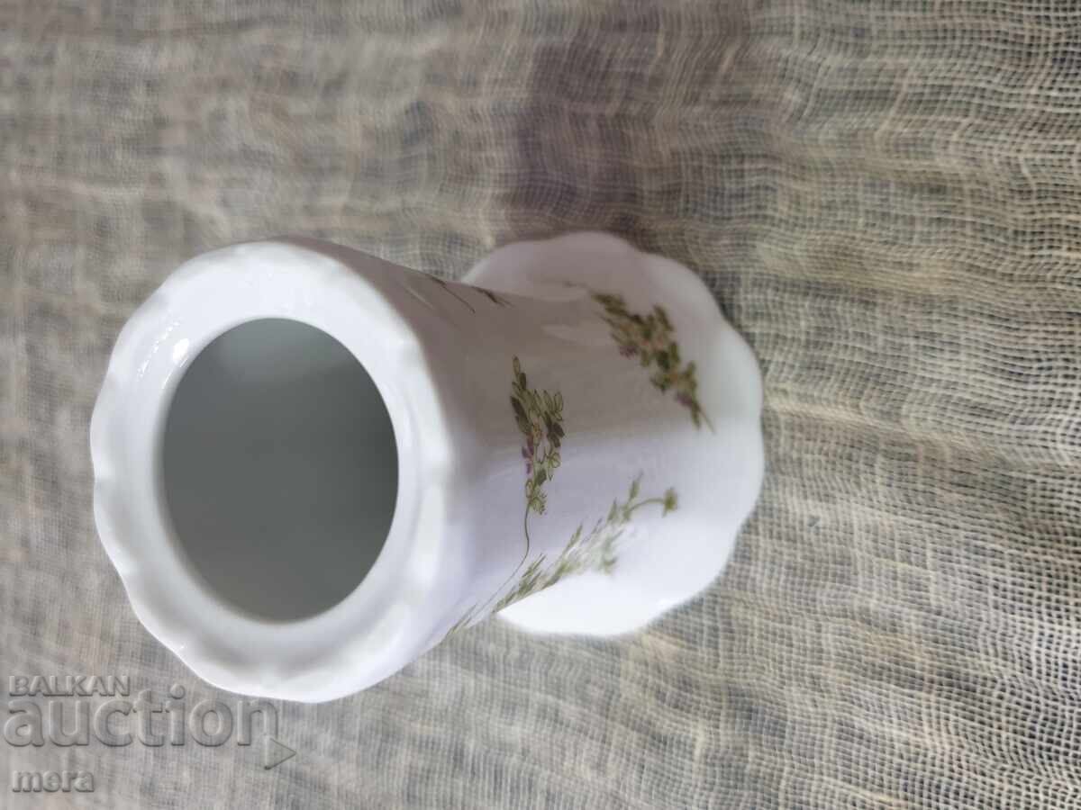 Porcelain candle holder - 6 Porcelain candle holder - 6