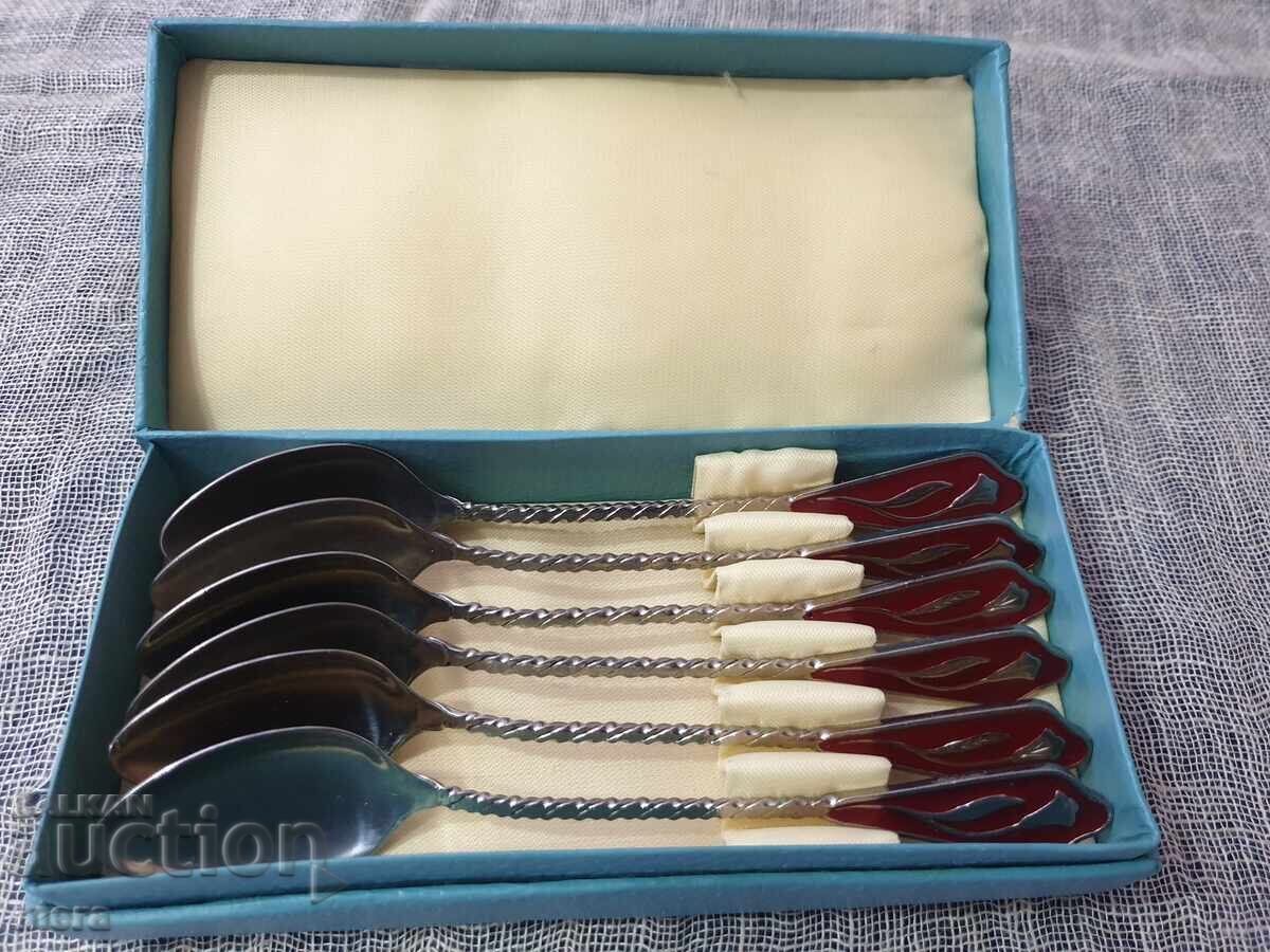 Set of forks and spoons with red enamel with price 120.00 BGN | € 61.36