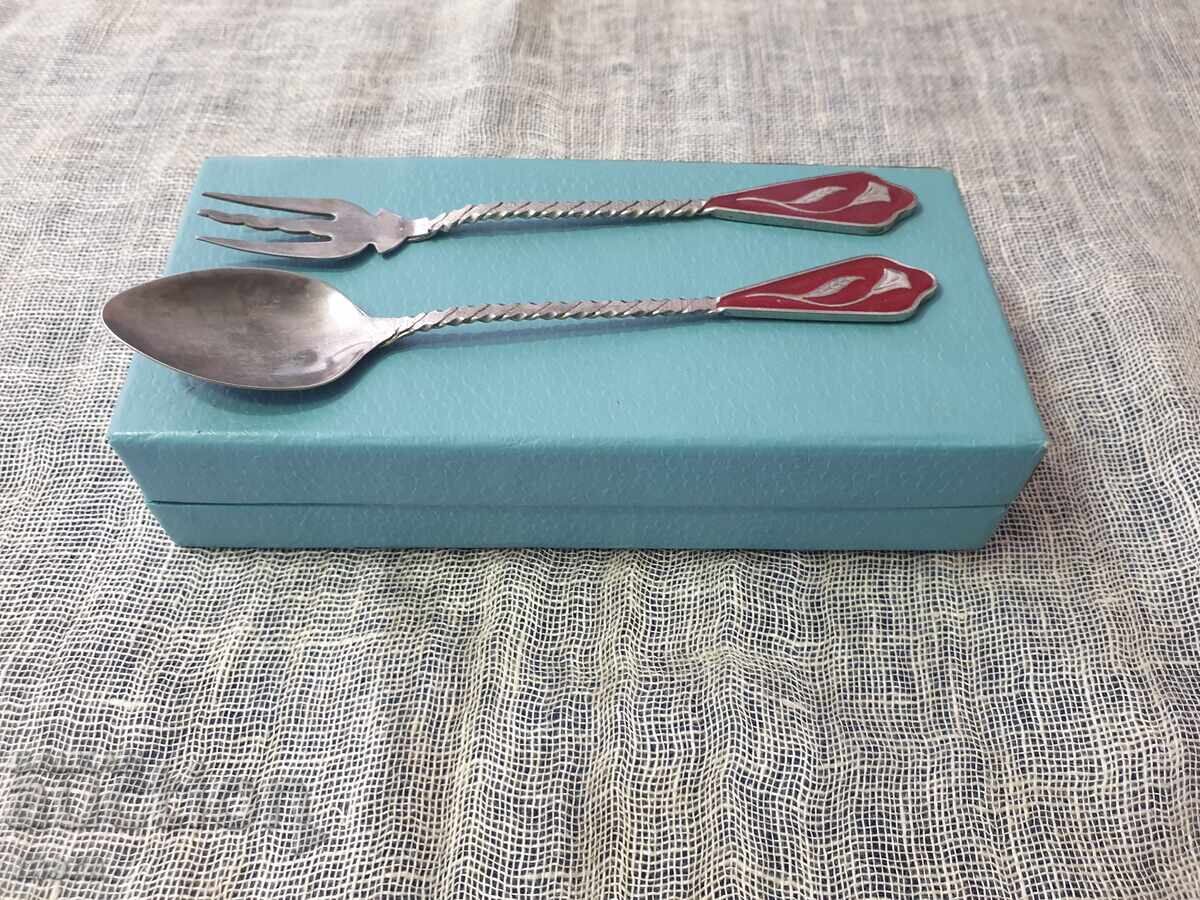 Set of forks and spoons with red enamel - 7