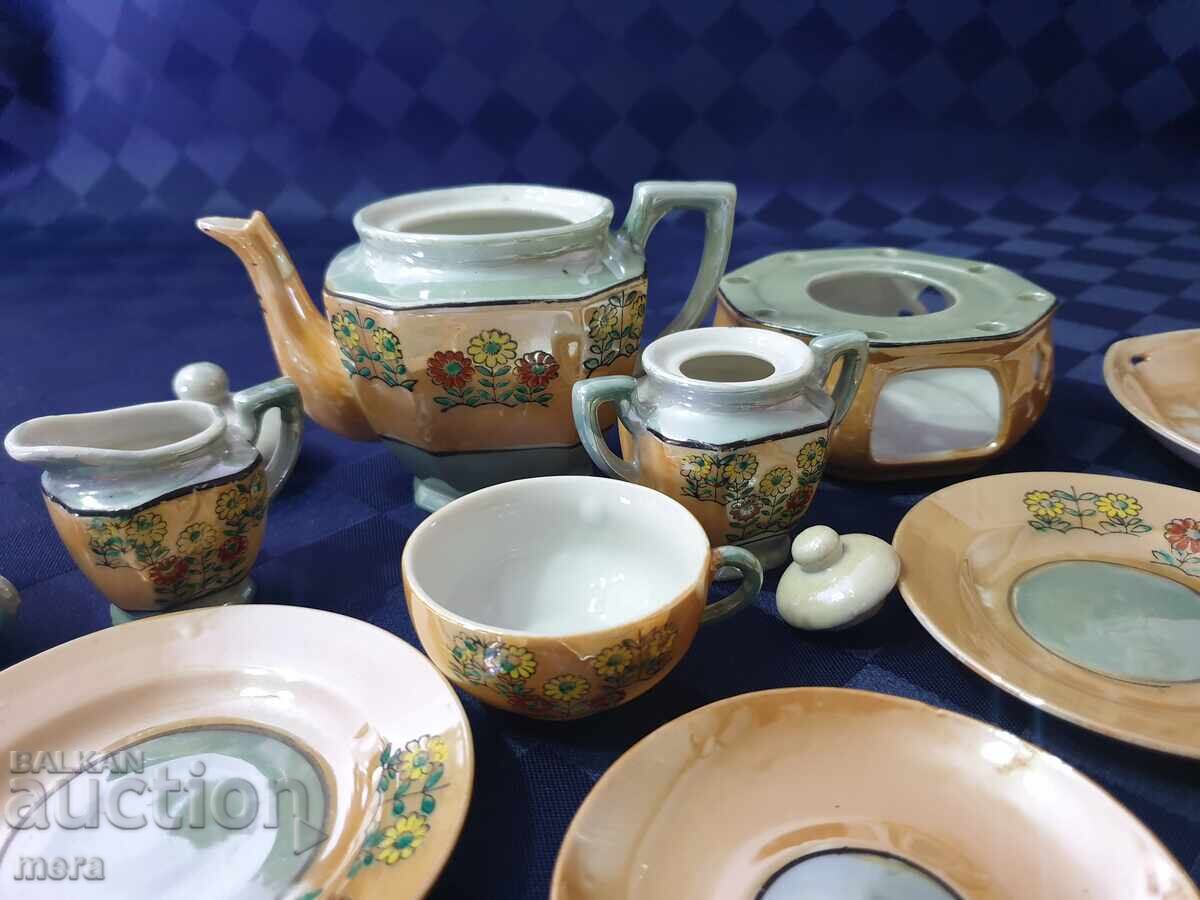 Mother-of-pearl porcelain miniature service - 6 Mother-of-pearl porcelain miniature service - 6