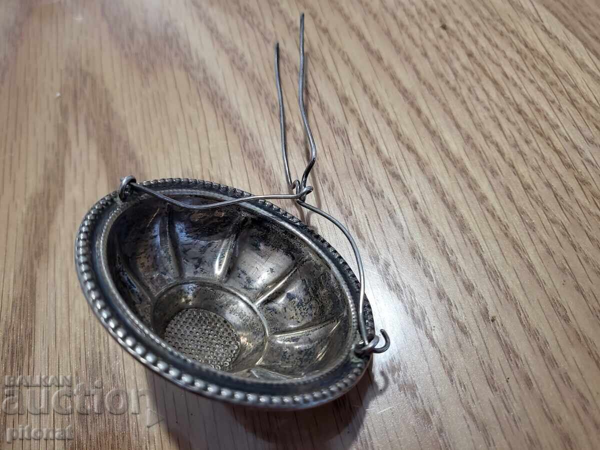 Auction Antique silver strainer Auction Antique silver strainer