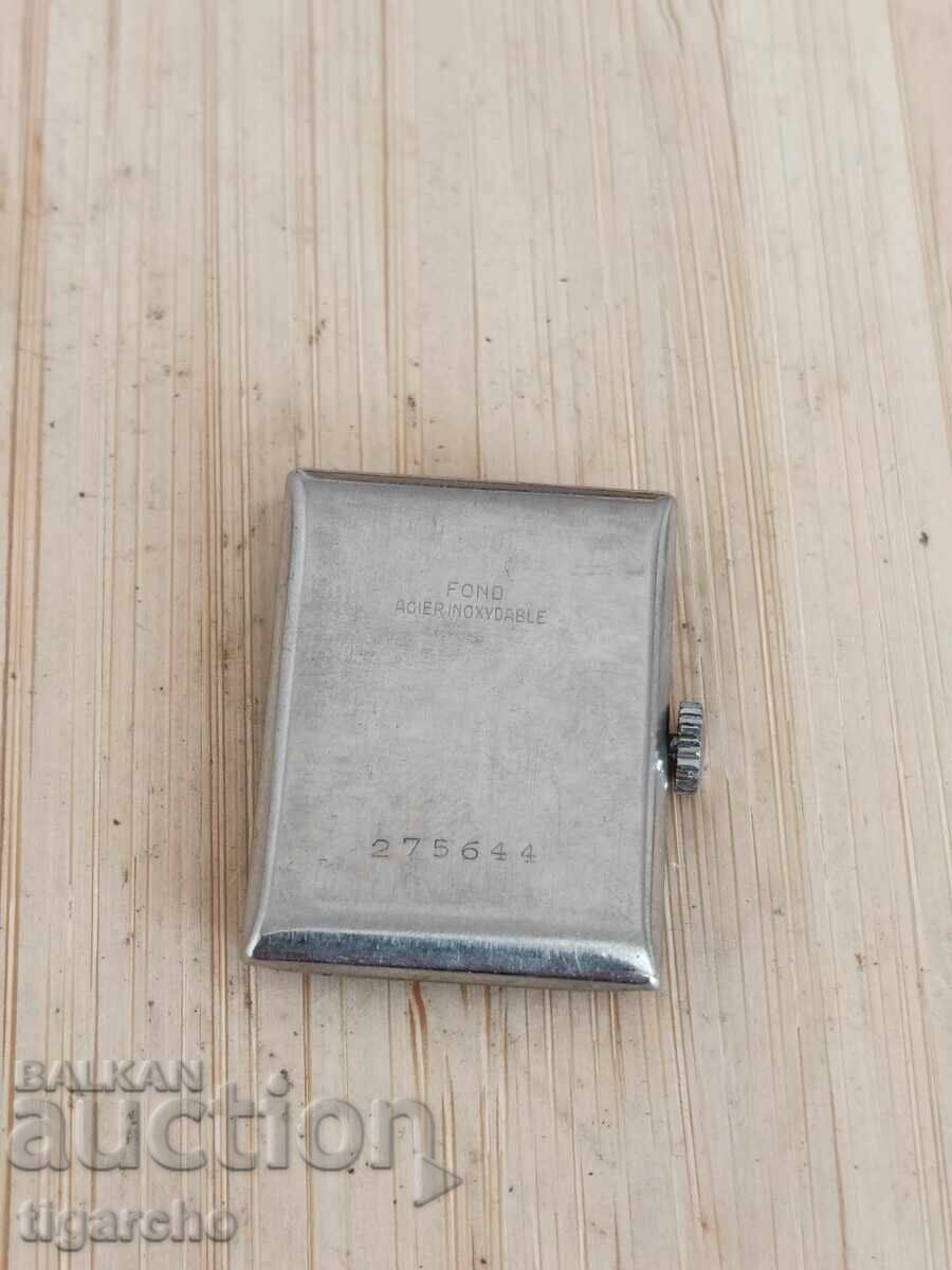 Livrarea Aparat de ceas pentru femei Livrarea Aparat de ceas pentru femei