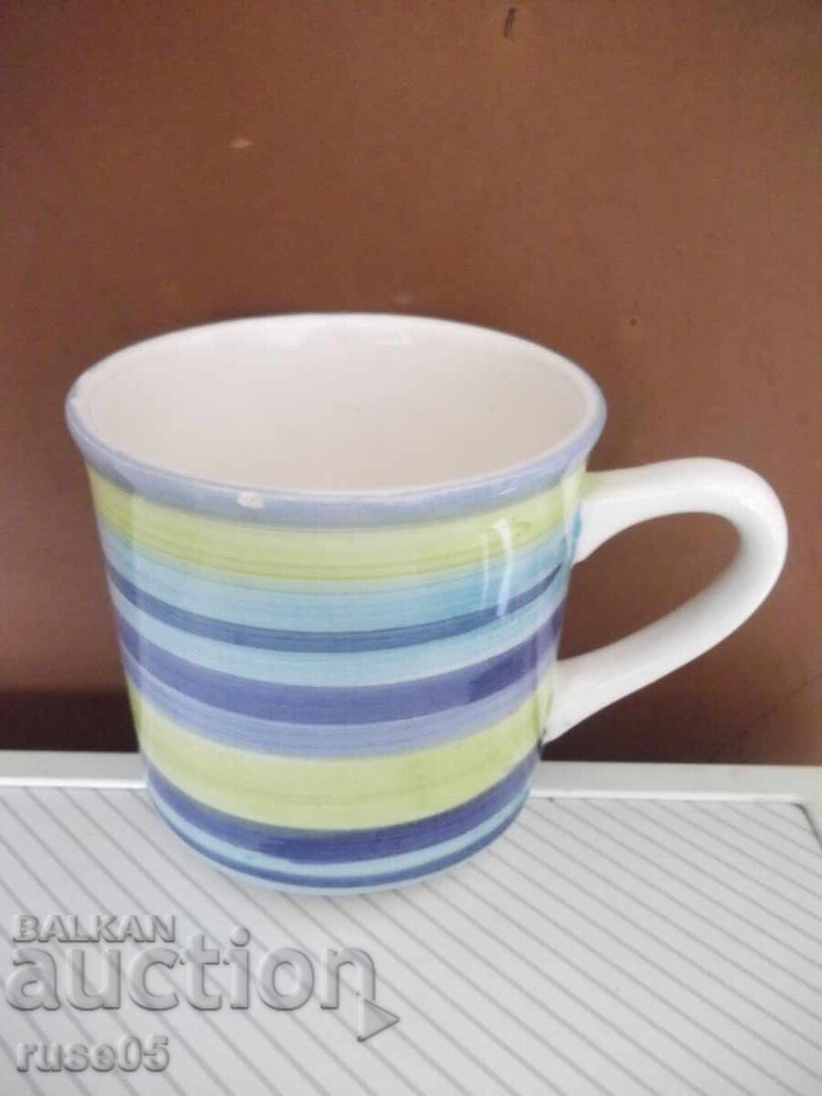Lot of 3 porcelain cups with price 5.00 BGN | € 2.56 Lot of 3 porcelain cups with price 5.00 BGN | € 2.56