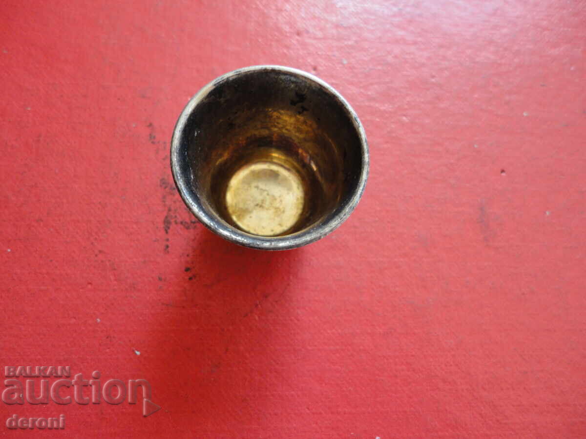 Επάργυρο γυάλινο σφηνάκι για οινόπνευμα 2 - 5 Επάργυρο γυάλινο σφηνάκι για οινόπνευμα 2 - 5