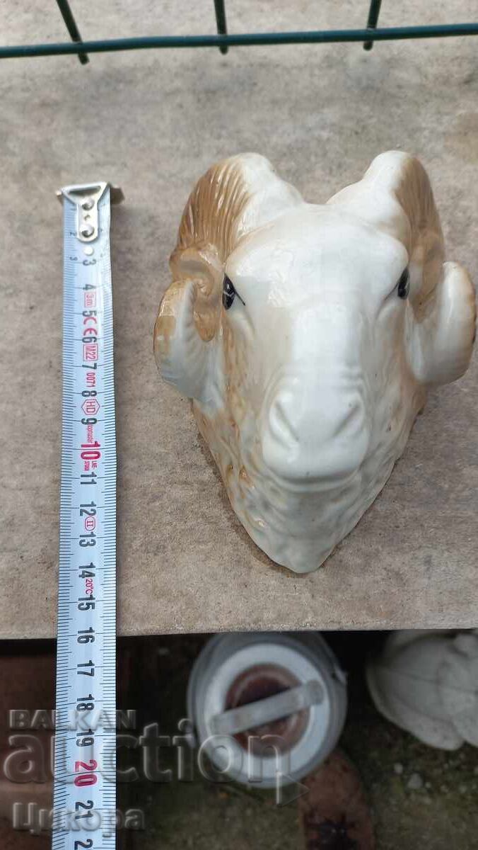 PORCELAIN RAMS HORNS TROPHY with price 180.00 BGN | € 92.03 PORCELAIN RAMS HORNS TROPHY with price 180.00 BGN | € 92.03