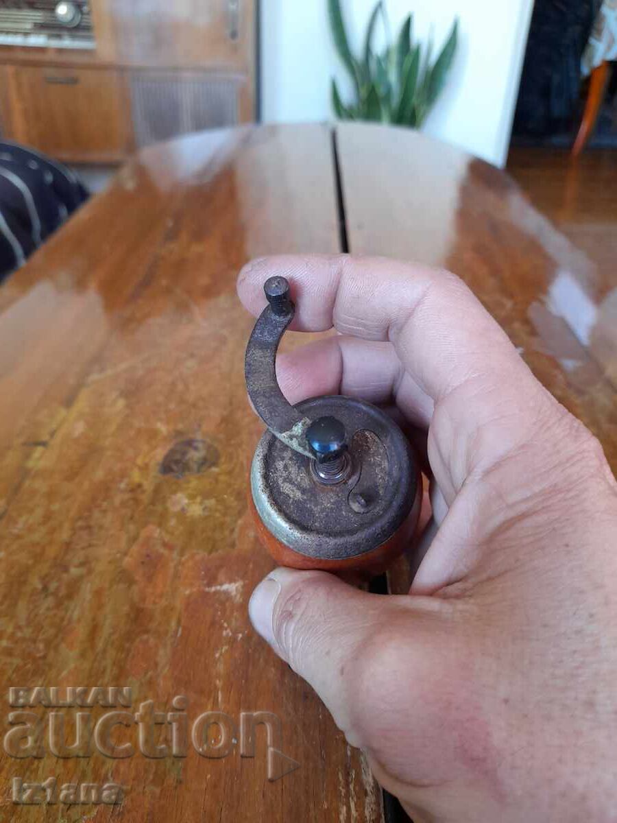 Аукцион Стара Мелничка,мелница за чер пипер Аукцион Стара Мелничка,мелница за чер пипер