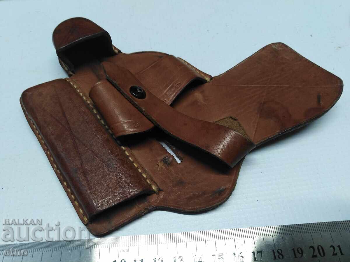 Delivery of OLD HOLSTER FOR PISTOL-WALTER PPK Delivery of OLD HOLSTER FOR PISTOL-WALTER PPK