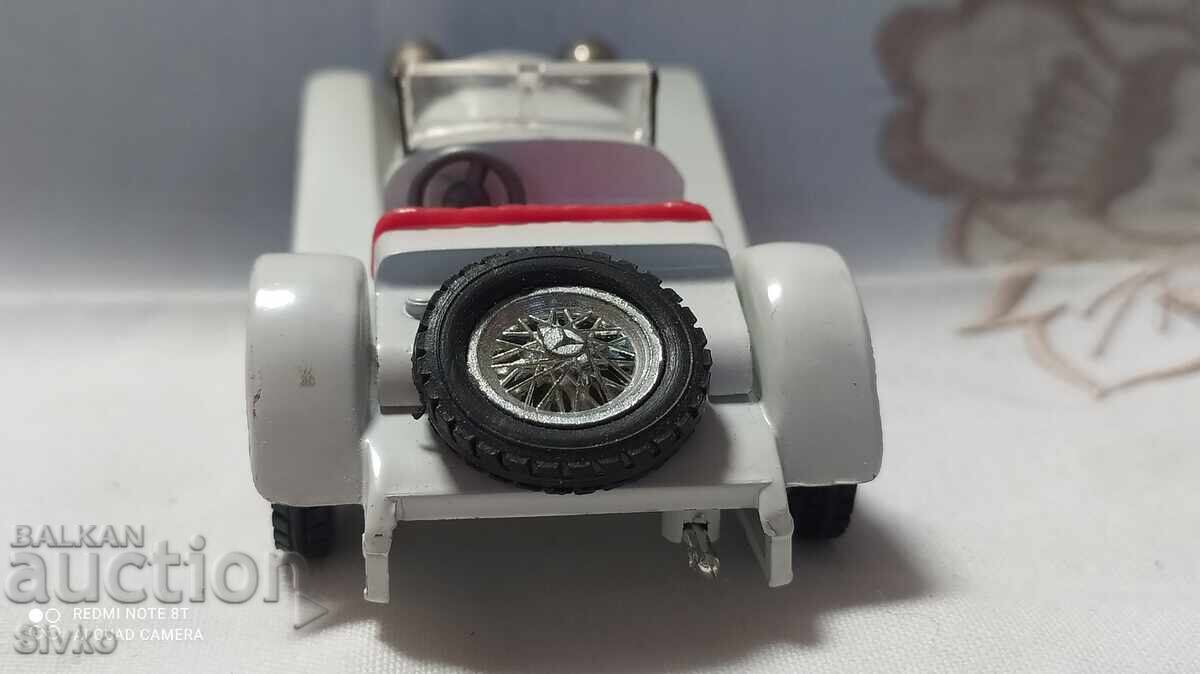 Delivery of MERCEDES SPORTW 1928 trolley Delivery of MERCEDES SPORTW 1928 trolley