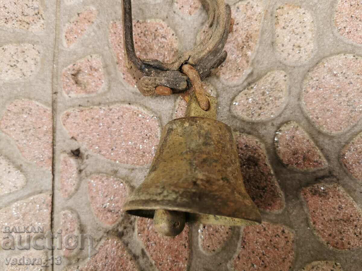 old bronze bell with price 40.00 BGN | € 20.45 old bronze bell with price 40.00 BGN | € 20.45