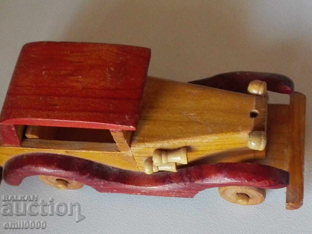 Delivery of Wooden cart. Delivery of Wooden cart.