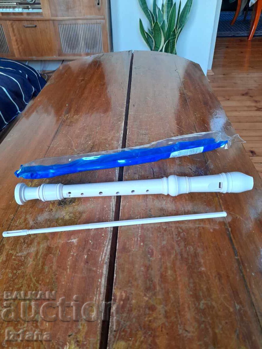 Old rascal, duduk, whistle with price 33.00 BGN | € 16.87