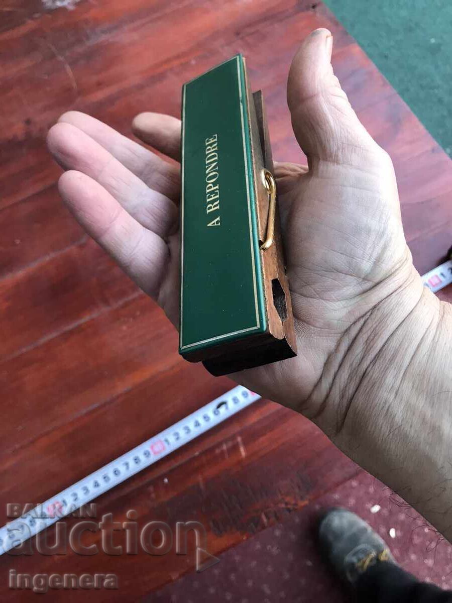 Livrarea CLIP MARE DE PUBLICITATE DIN LEMN Livrarea CLIP MARE DE PUBLICITATE DIN LEMN