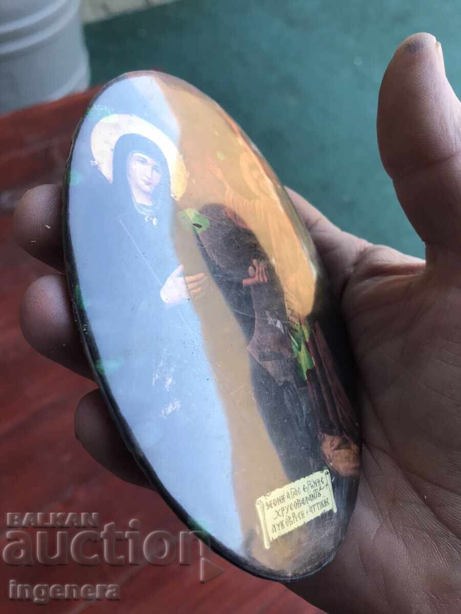 Delivery of METAL OVAL ICON Delivery of METAL OVAL ICON