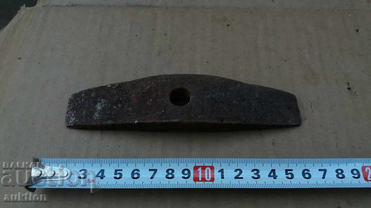 Delivery of OLD CRAFTSMAN'S HAMMER Delivery of OLD CRAFTSMAN'S HAMMER