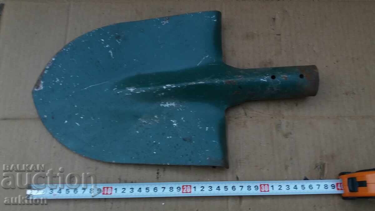 Auction EXCELLENT STRAIGHT SHOVEL Auction EXCELLENT STRAIGHT SHOVEL