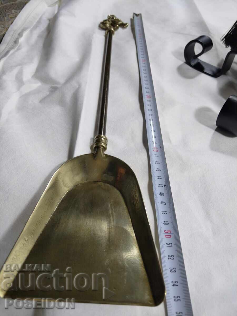 FIREPLACE ACCESSORIES with price 400.00 BGN | € 204.52