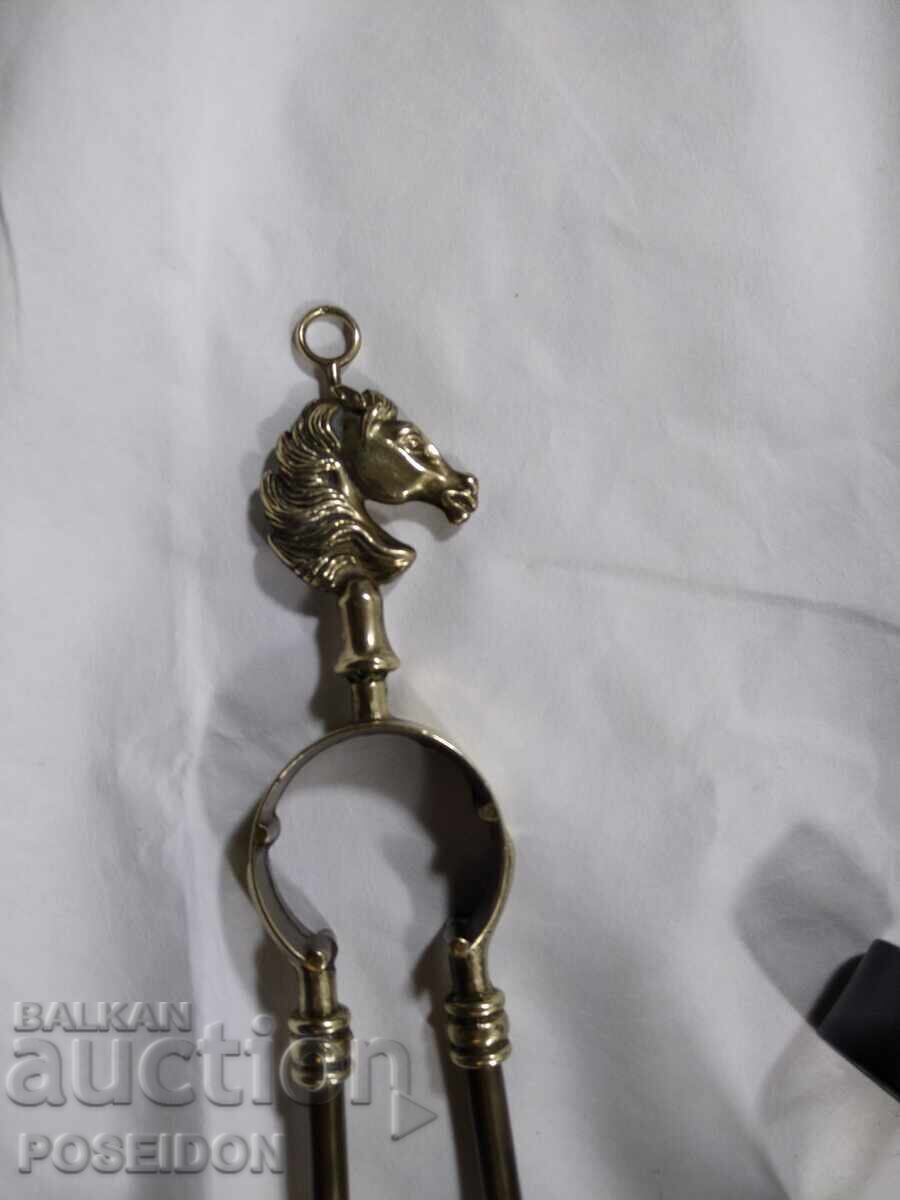 Delivery of FIREPLACE ACCESSORIES