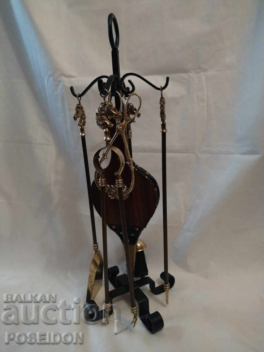 FIREPLACE ACCESSORIES - 6