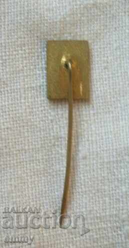 CVS Badge - Czechoslovakia Volleyball Federation with price 1.00 BGN | € 0.51