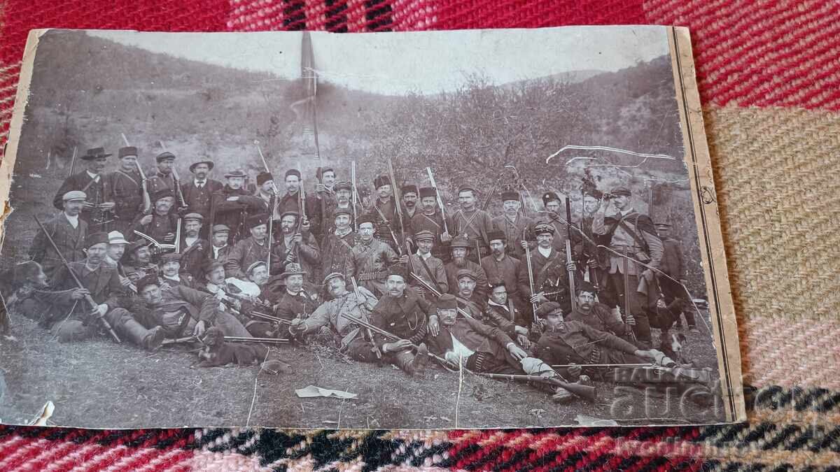 Δημοπρασία Φωτογραφία Κυνηγετικό πάρτι με δύο κυνηγετικά σκυλιά Cardboard Δημοπρασία Φωτογραφία Κυνηγετικό πάρτι με δύο κυνηγετικά σκυλιά Cardboard