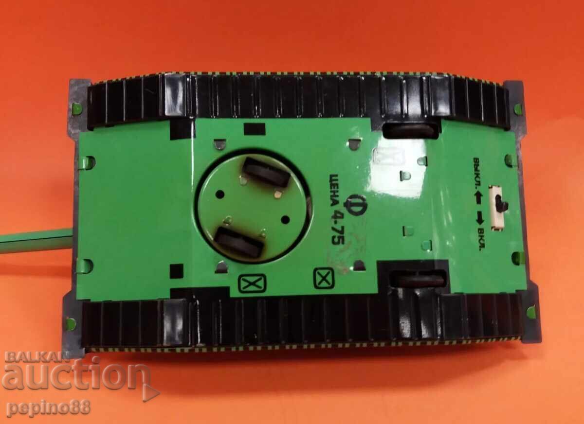 Old metal Russian toy tank with price 100.00 BGN | € 51.13 Old metal Russian toy tank with price 100.00 BGN | € 51.13