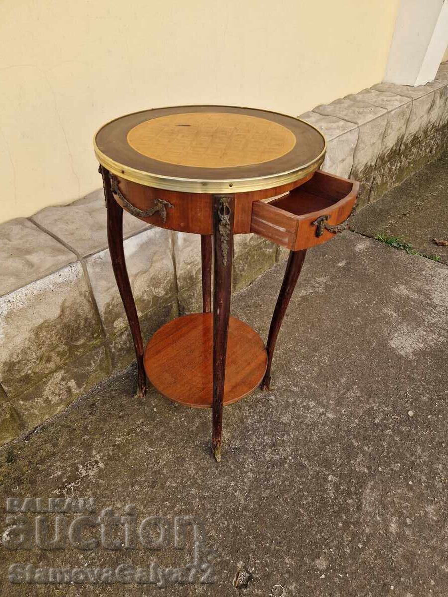 Wonderful antique French wooden table with bronze fittings - 5 Wonderful antique French wooden table with bronze fittings - 5