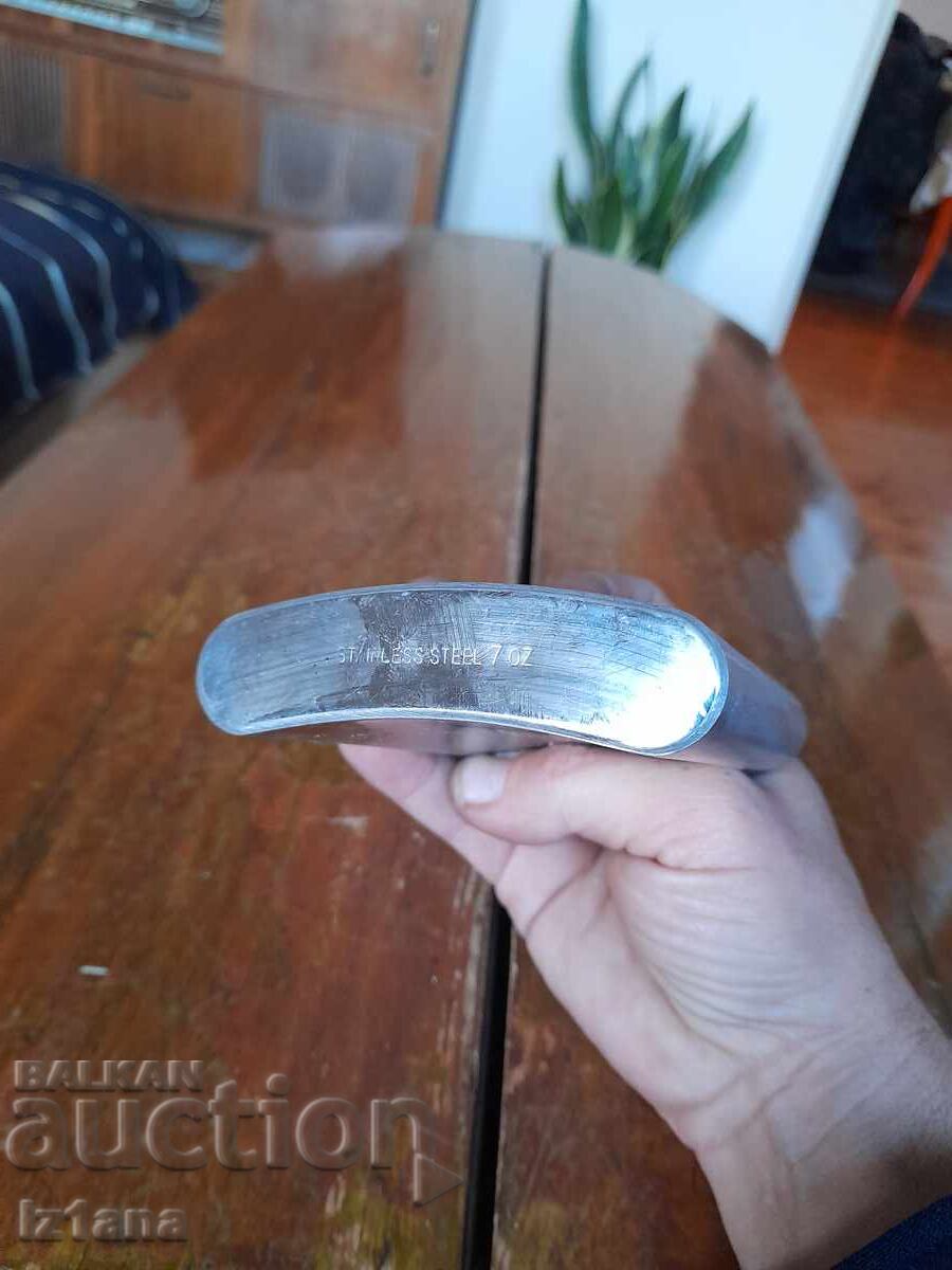 Delivery of Old J&B pocket flask Delivery of Old J&B pocket flask