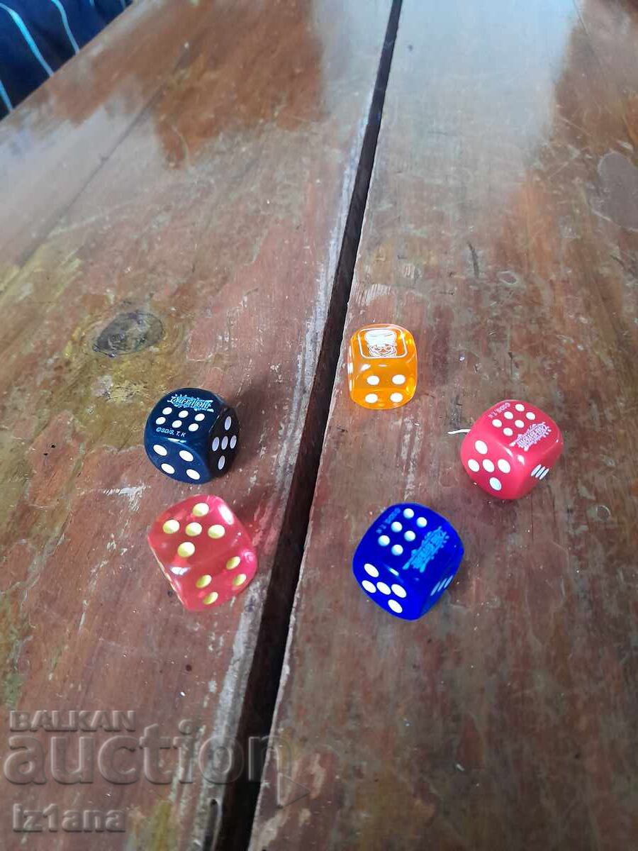 Παλιά ζάρια, ζάρια, ζάρια με τιμή 42.00 BGN | € 21.47 Παλιά ζάρια, ζάρια, ζάρια με τιμή 42.00 BGN | € 21.47