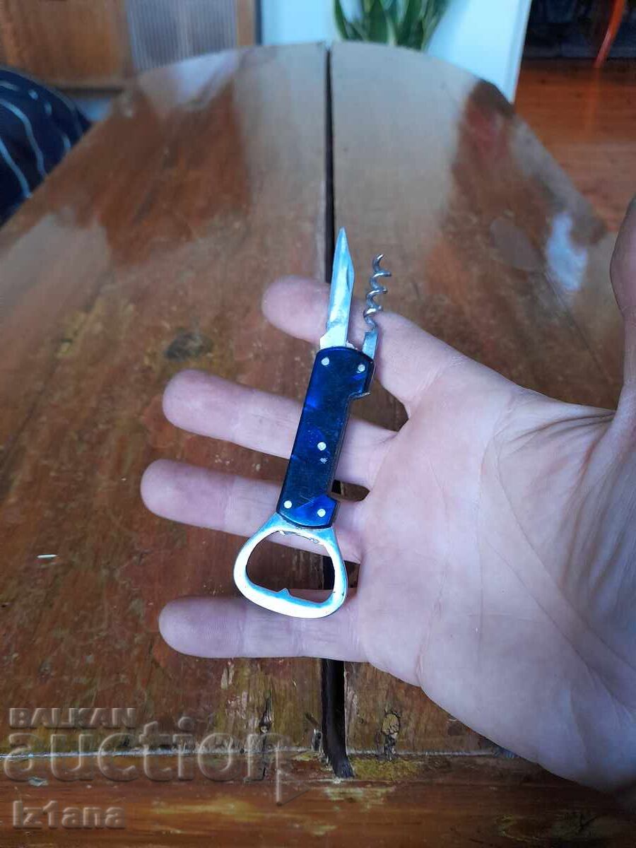 Delivery of Old pocket knife, blade, blade