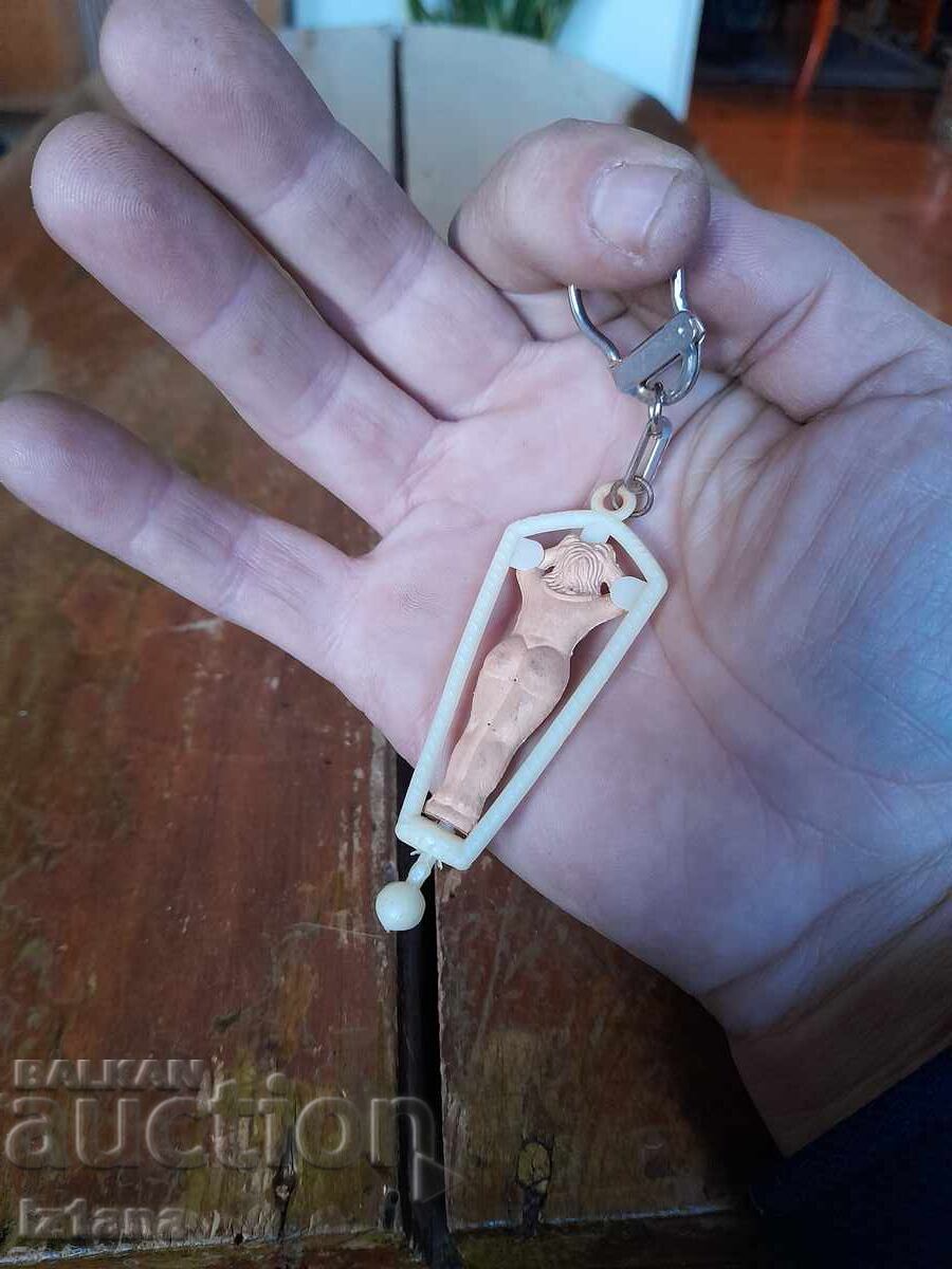 Auction Old erotic keychain Auction Old erotic keychain
