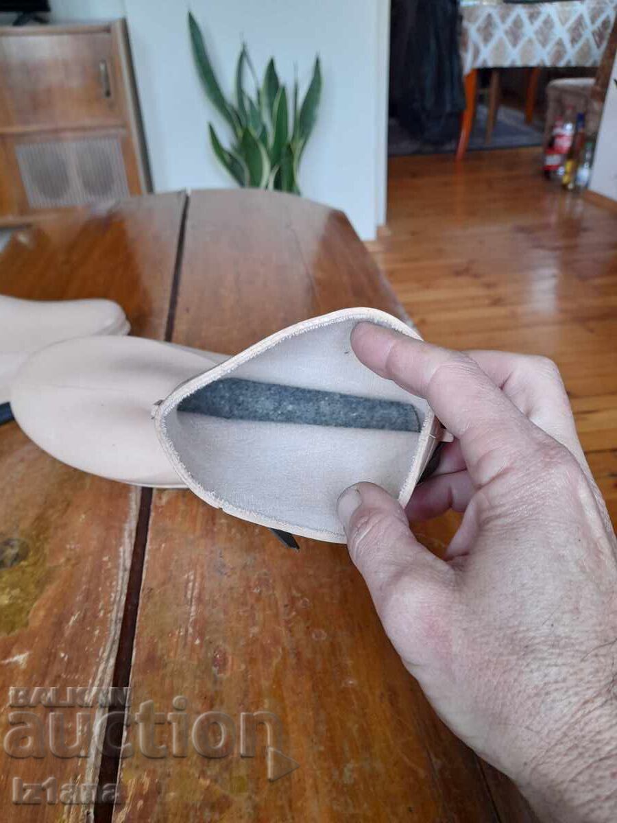 Delivery of Old women's rubber boots, boots Delivery of Old women's rubber boots, boots