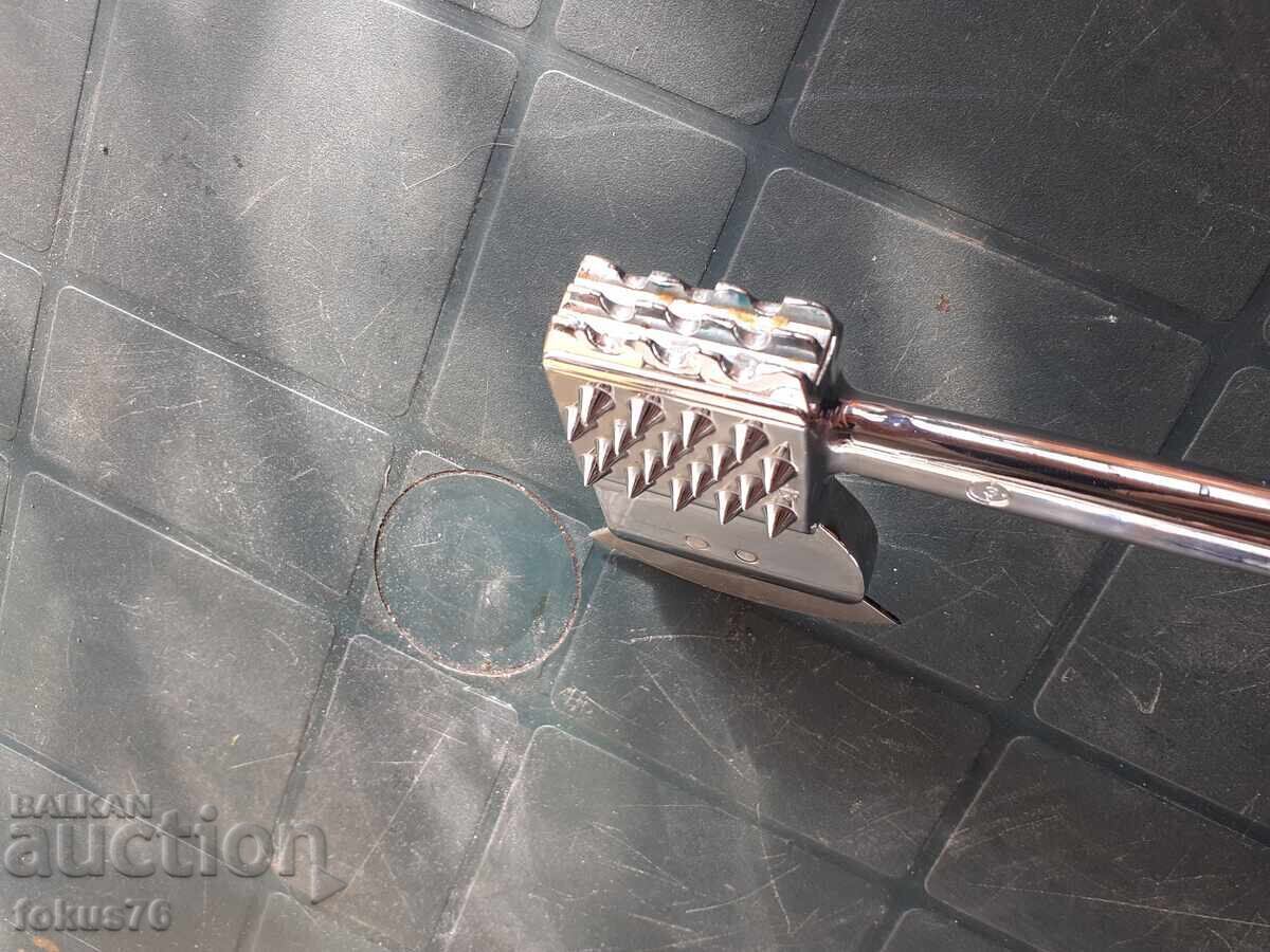 German brand hatchet - meat hammer axe with price 79.00 BGN | € 40.39 German brand hatchet - meat hammer axe with price 79.00 BGN | € 40.39