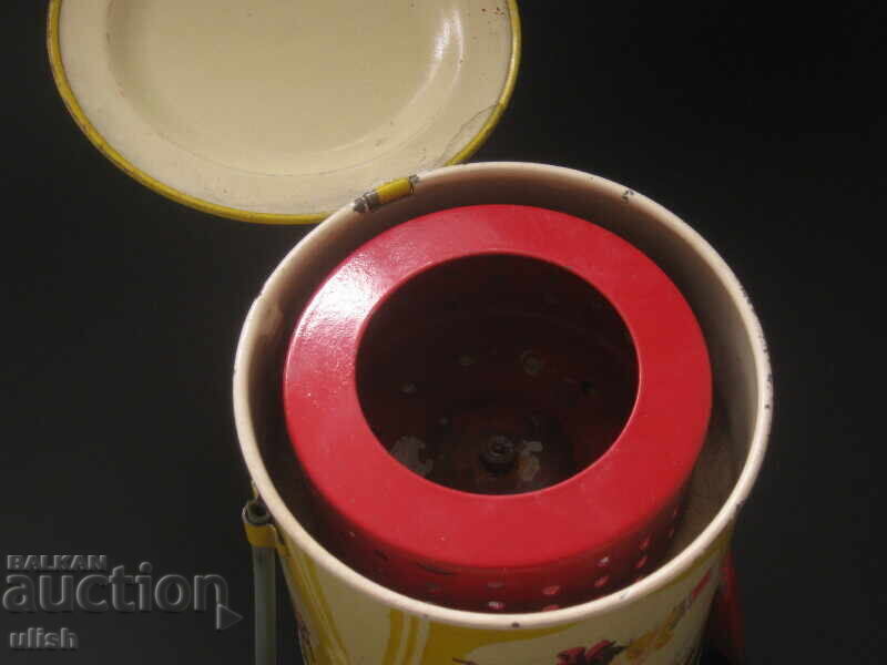 Delivery of Old Russian mechanical toy washing machine lithograph