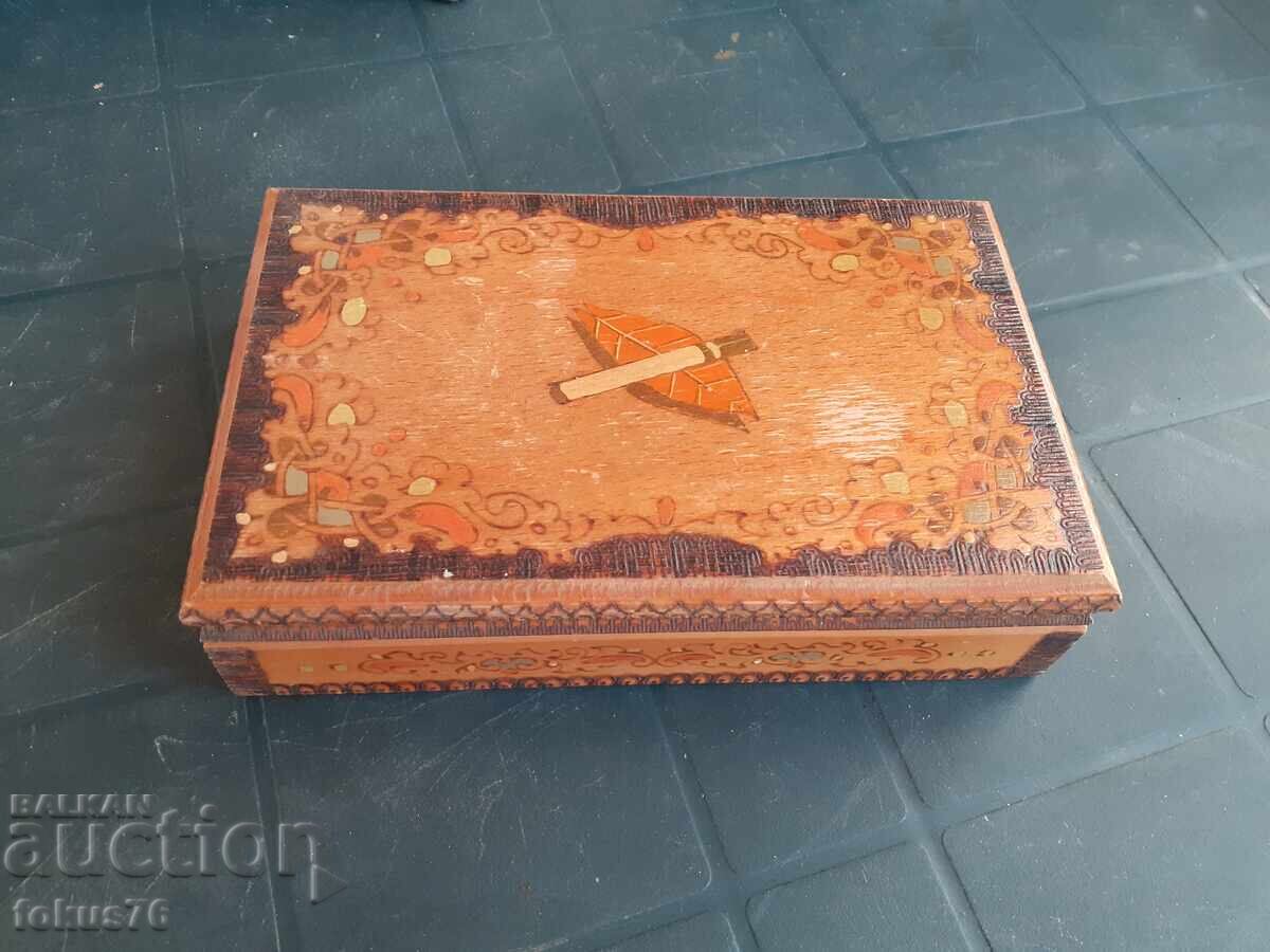 Old wooden cigarette case with price 25.00 BGN | € 12.78 Old wooden cigarette case with price 25.00 BGN | € 12.78