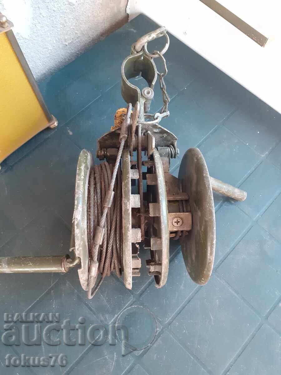 Δημοπρασία Παλαιό ρωσικό στρατιωτικό βαρούλκο με δύο τύμπανα Δημοπρασία Παλαιό ρωσικό στρατιωτικό βαρούλκο με δύο τύμπανα