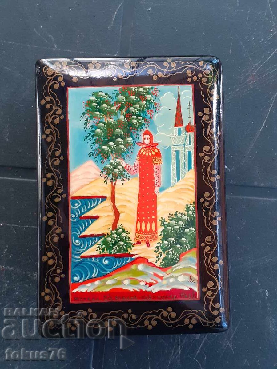 Old Russian lacquer box hand-painted Fedoskino Palex with price 90.00 BGN | € 46.02 Old Russian lacquer box hand-painted Fedoskino Palex with price 90.00 BGN | € 46.02