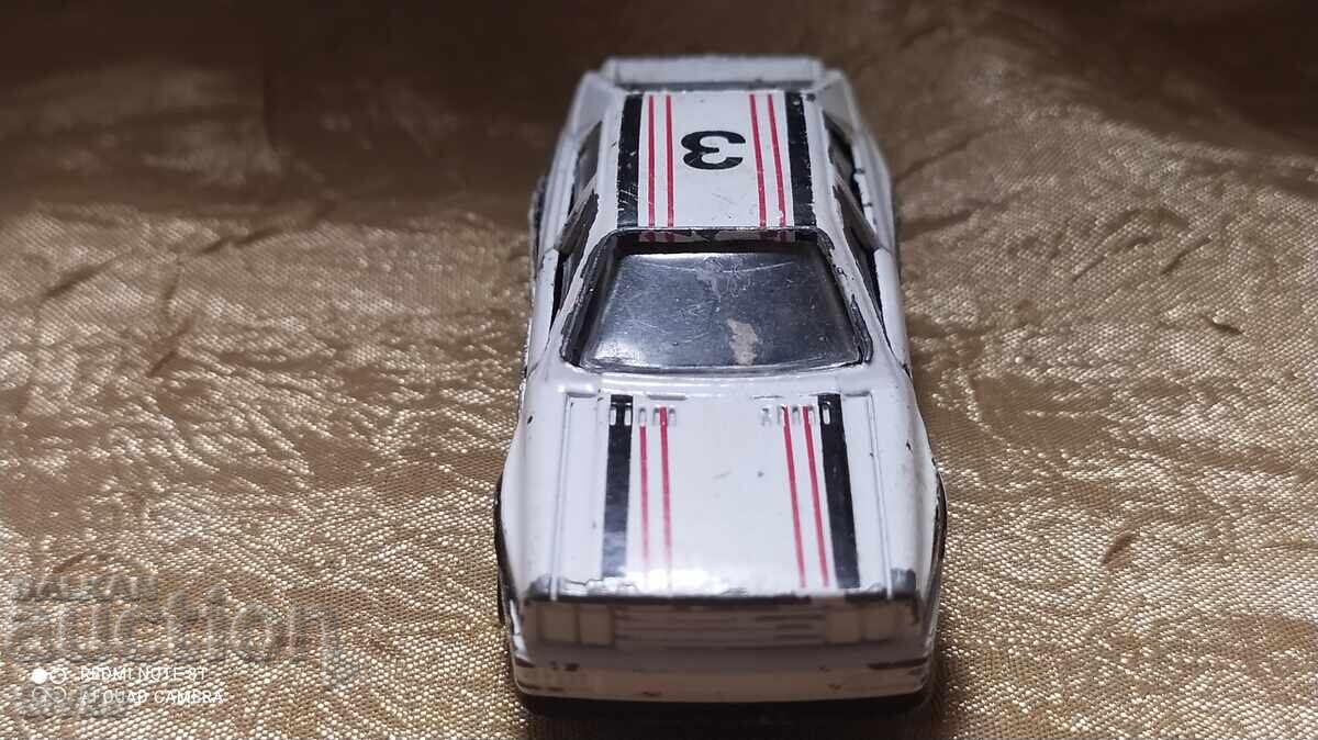 Λευκό αθλητικό καρότσι με τιμή 0.99 BGN | € 0.51 Λευκό αθλητικό καρότσι με τιμή 0.99 BGN | € 0.51