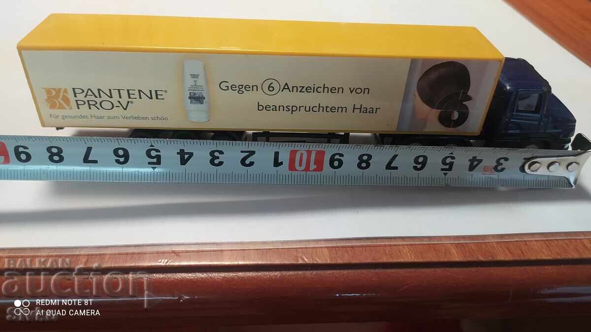 Licitație Camion cu cărucioare