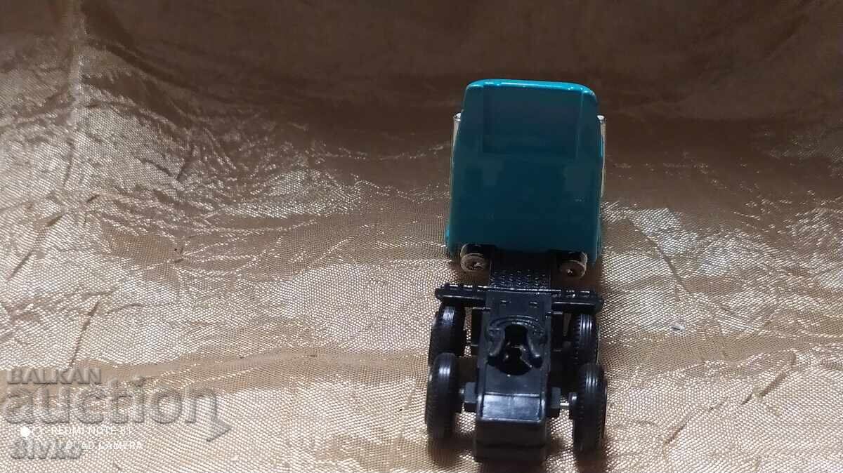 Delivery of RACING CHAMPIONS truck trolley