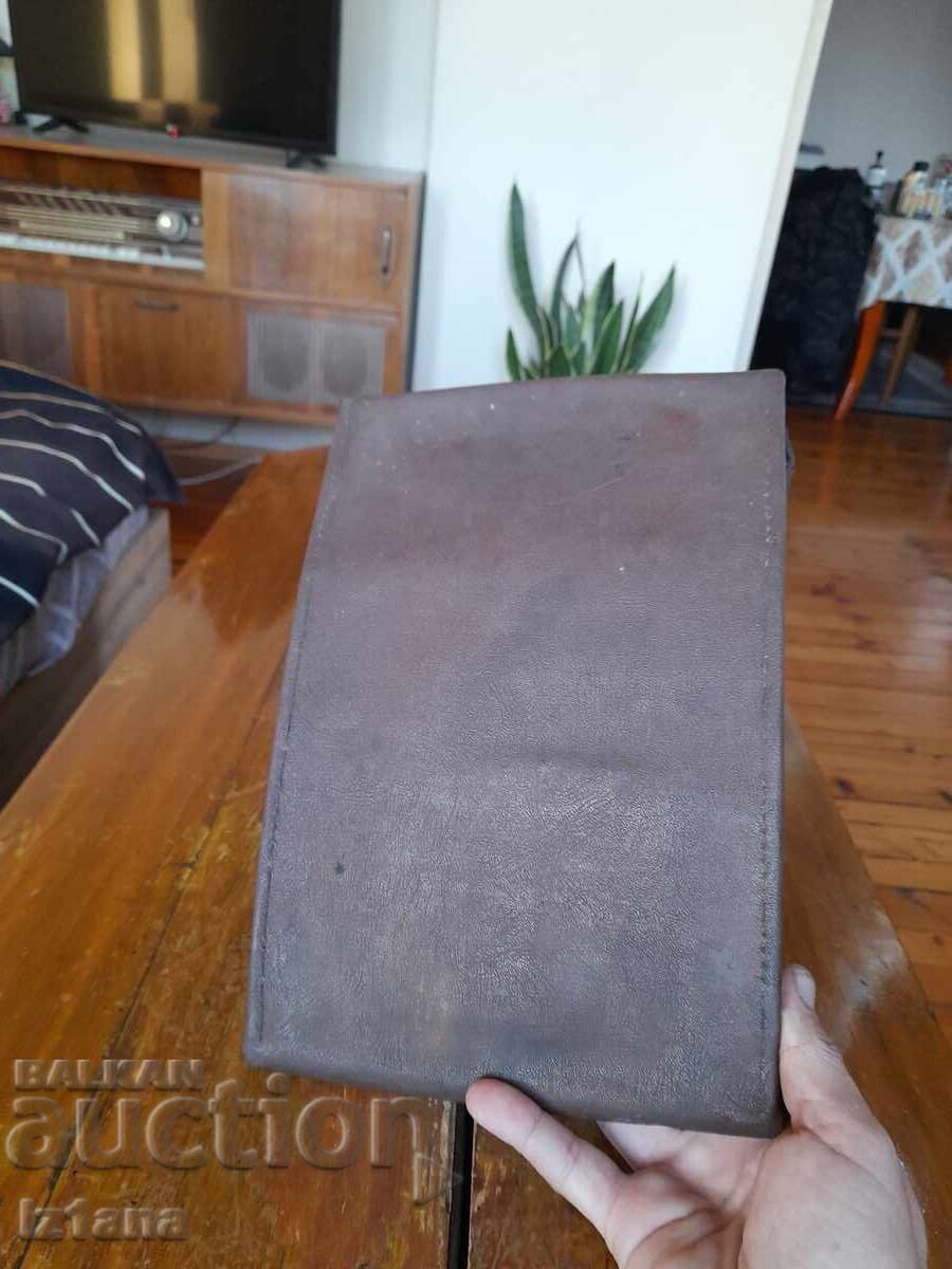 Auction Old car tool bag Auction Old car tool bag