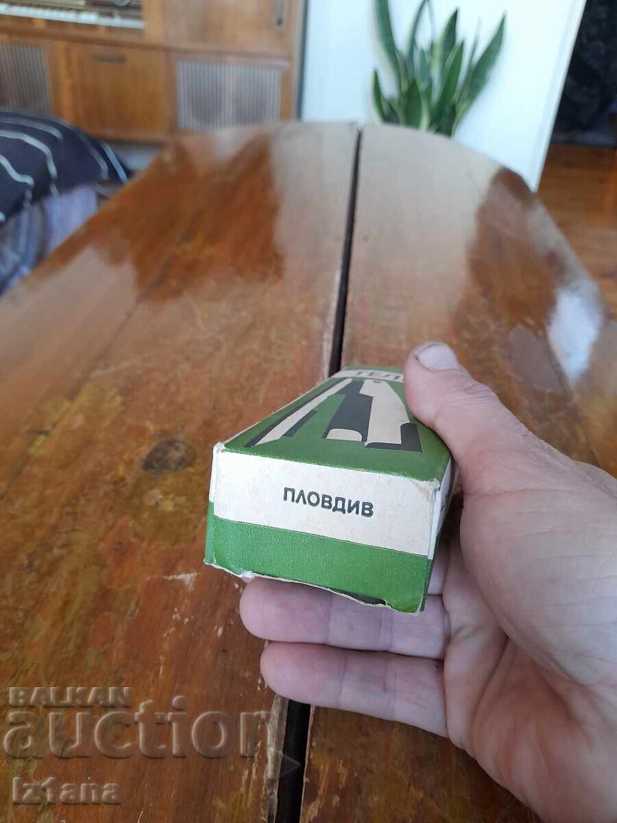 Old stapler with price 27.00 BGN | € 13.80 Old stapler with price 27.00 BGN | € 13.80