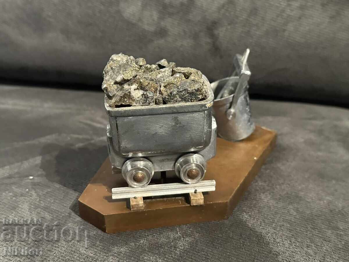 Παράδοση Soc Diorama Souvenir Mining Trolley Παράδοση Soc Diorama Souvenir Mining Trolley