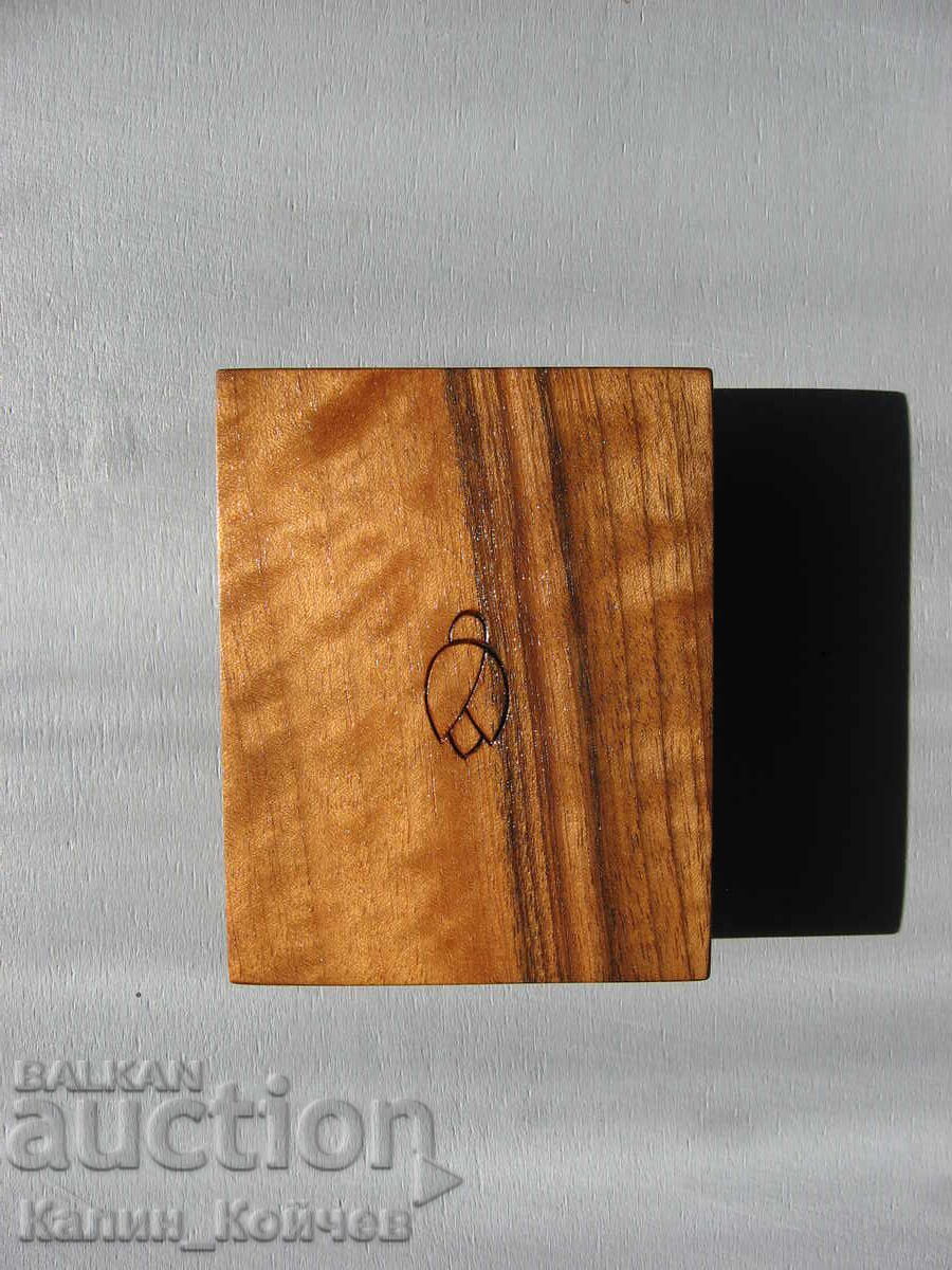 Livrarea „Fulg de zăpadă” - o bijuterie în miniatură de cimiș Livrarea „Fulg de zăpadă” - o bijuterie în miniatură de cimiș