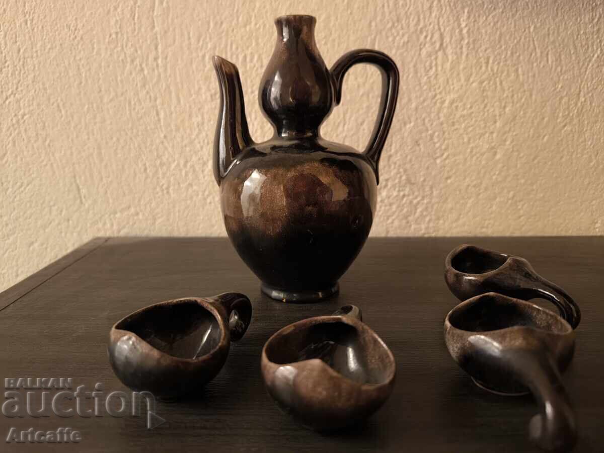 Serviciu ceramica pentru rachiu incalzit cu preț € 4.00 | 7.82 BGN