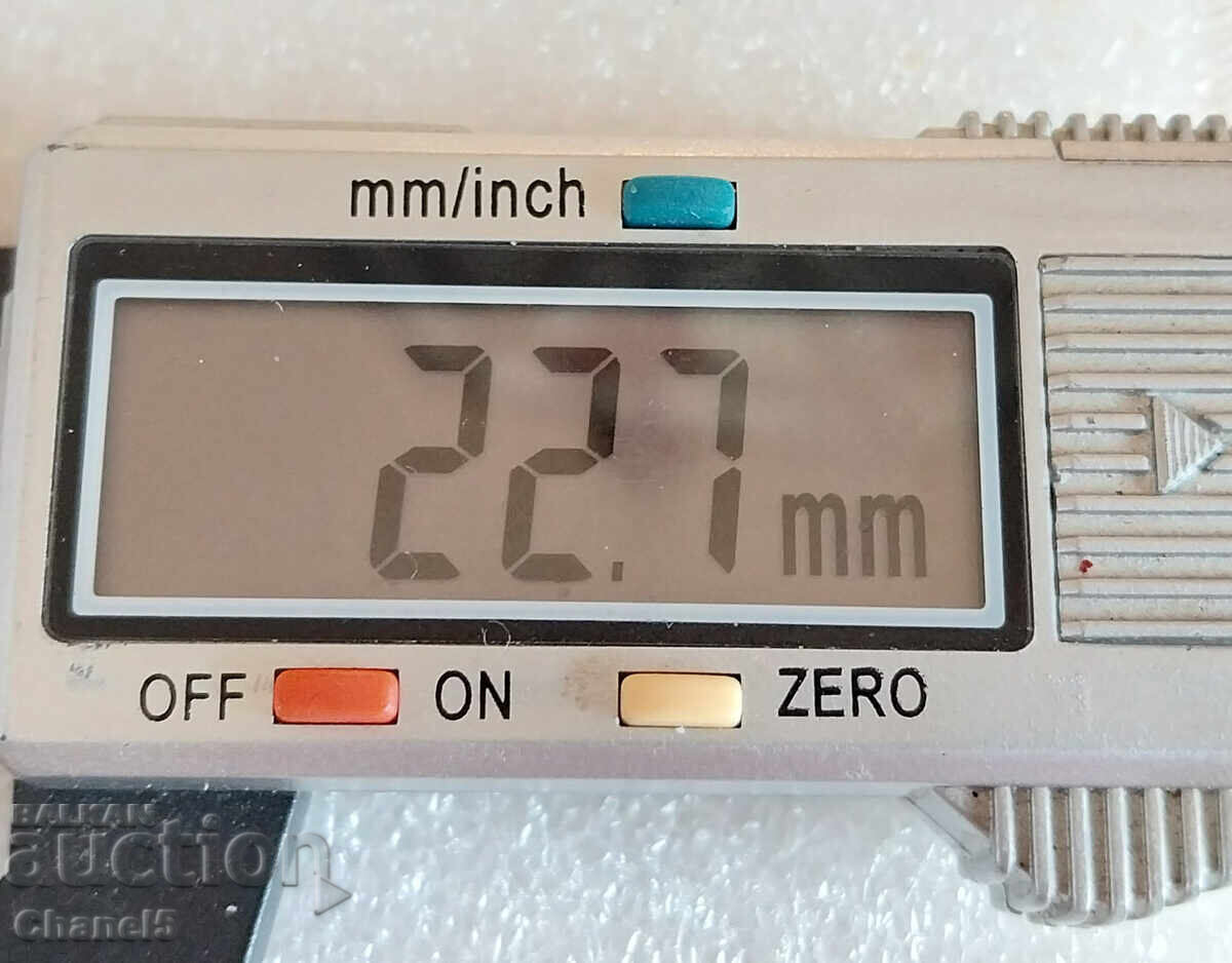 Auction FOSSIL - PETRIFIED CRINOID 400 million years old (746) Auction FOSSIL - PETRIFIED CRINOID 400 million years old (746)