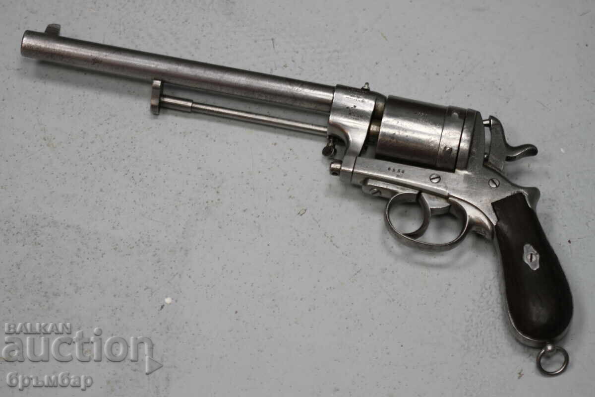 Gasser M1870 Vienna long-barreled revolver. Gasser M1870 Vienna long-barreled revolver.