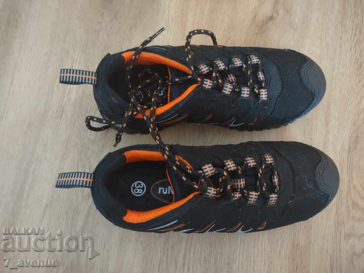 Women's boots, great in every way, 12.02.2025 with price 33.00 BGN | € 16.87 Women's boots, great in every way, 12.02.2025 with price 33.00 BGN | € 16.87