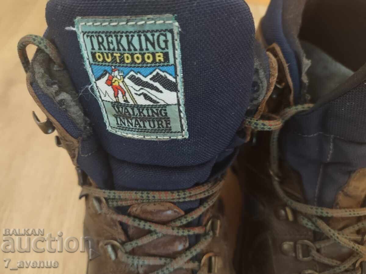 Livrarea Ghete de dama, grozave din toate punctele de vedere, si pentru munte12.02.2025