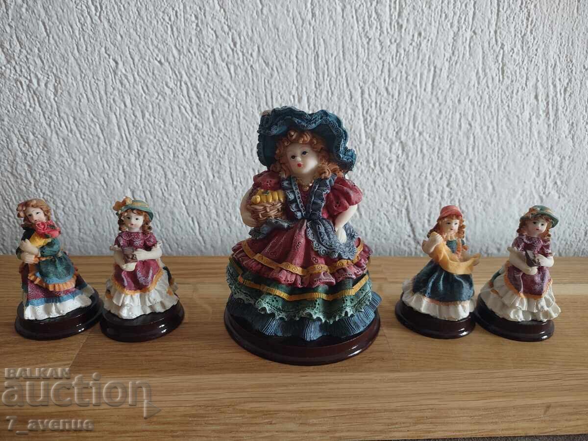 Figures 5 pieces, decoration, very beautiful, 28.02.2025 with price 99.00 BGN | € 50.62