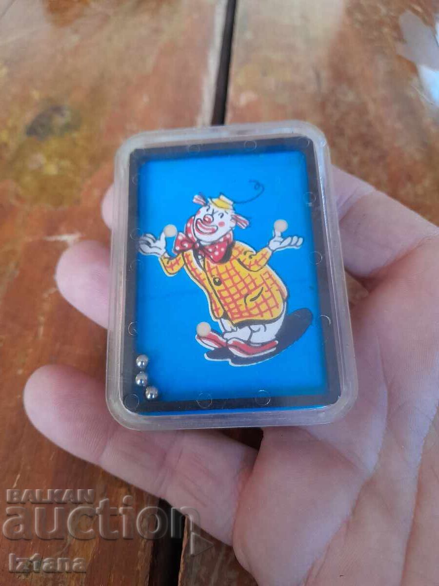 Delivery of An old children's game Delivery of An old children's game